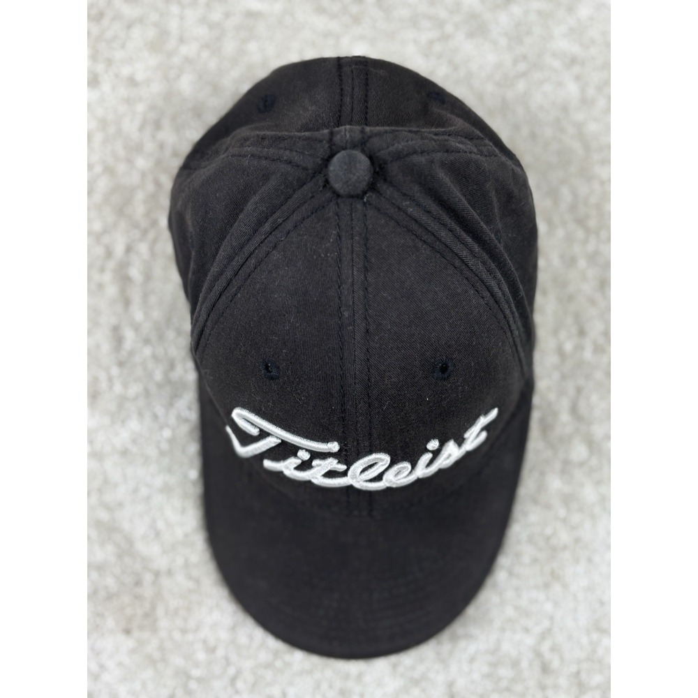 Titleist Fitted Black Golf Hat Footjoy Logo White Script Front Size Flex M/L - Picture 2 of 8